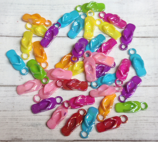 15pcs. Opaque Colorful Flip Flop Pendants-22mm-DIY Jewelry Making I Bracelets