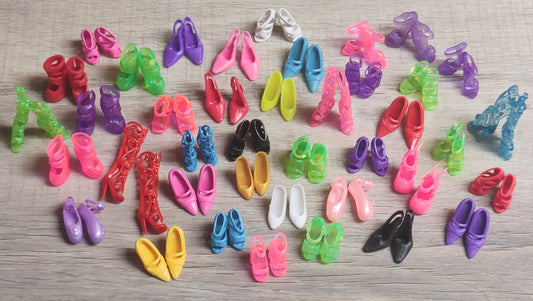 20 pairs of Mix Lot Fashion Doll Shoes